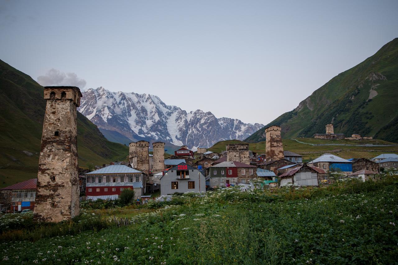 Mshvidoba Hotel Ushguli Bagian luar foto