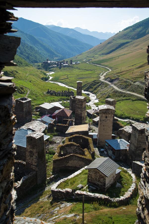 Mshvidoba Hotel Ushguli Bagian luar foto